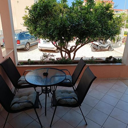 Apartamento Katrin 101 Tučepi Exterior foto