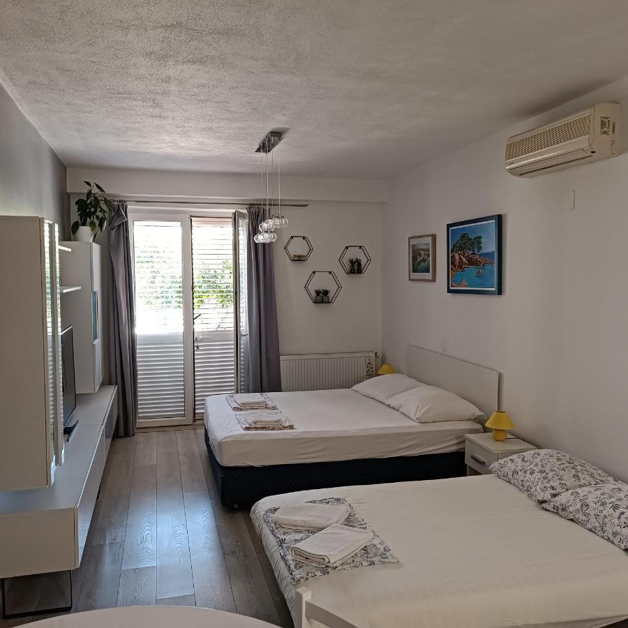 Apartamento Katrin 101 Tučepi Exterior foto